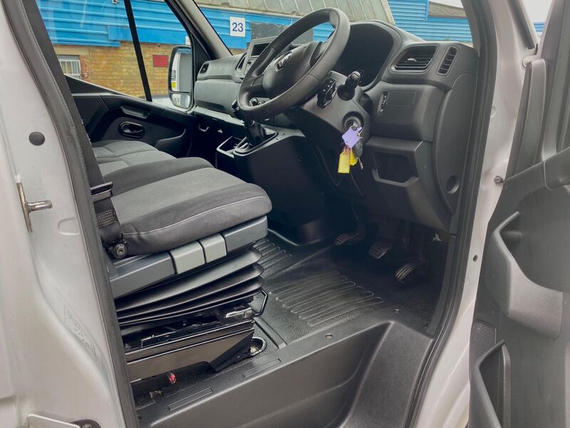 RENAULT MASTER
