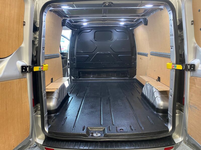 FORD TRANSIT CUSTOM