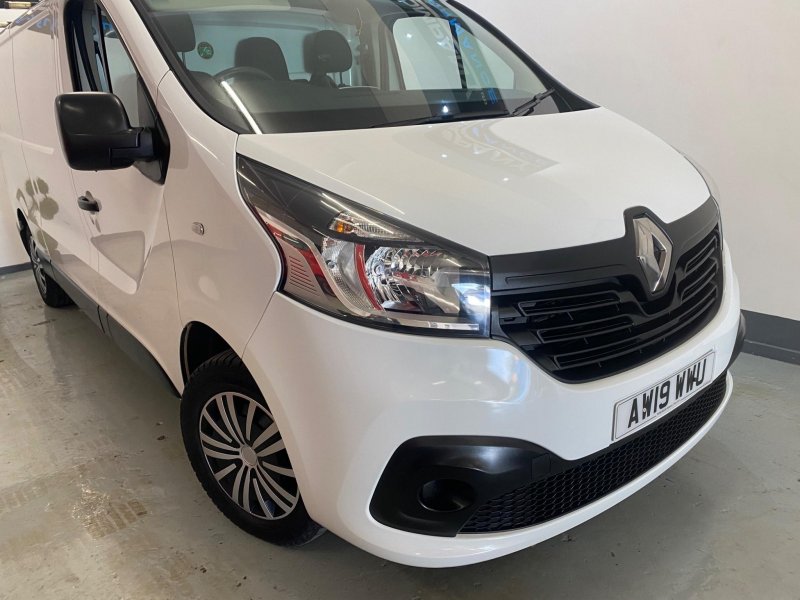 RENAULT TRAFIC