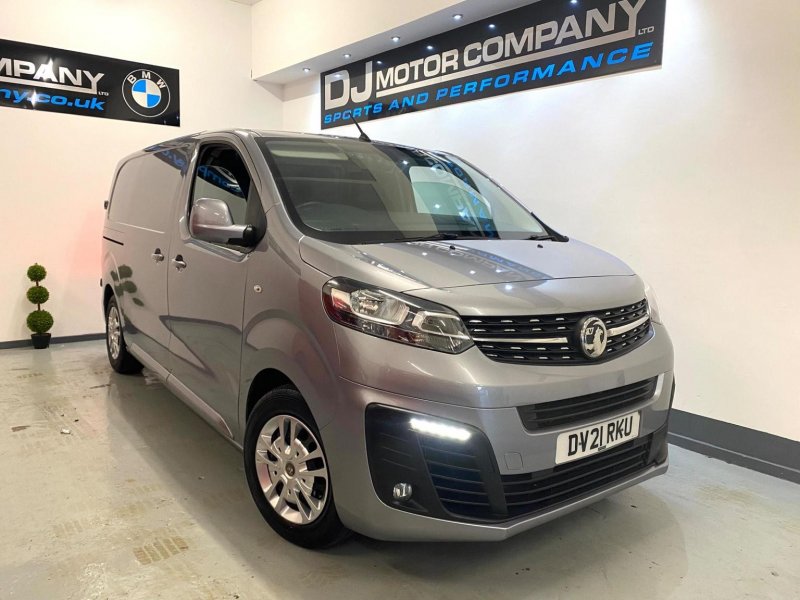 VAUXHALL VIVARO