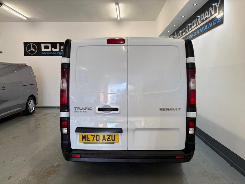 RENAULT TRAFIC