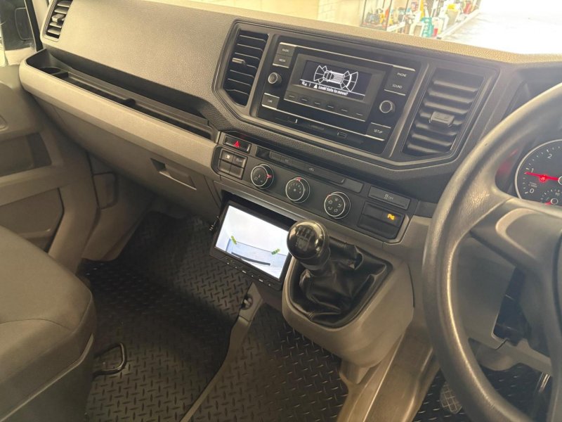 VOLKSWAGEN CRAFTER