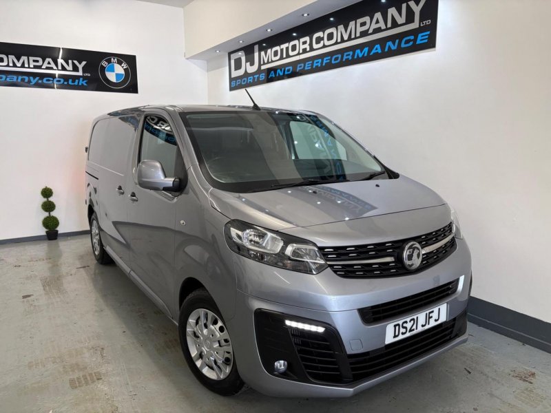 VAUXHALL VIVARO