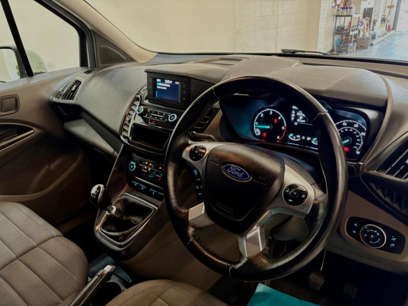 FORD TRANSIT CONNECT