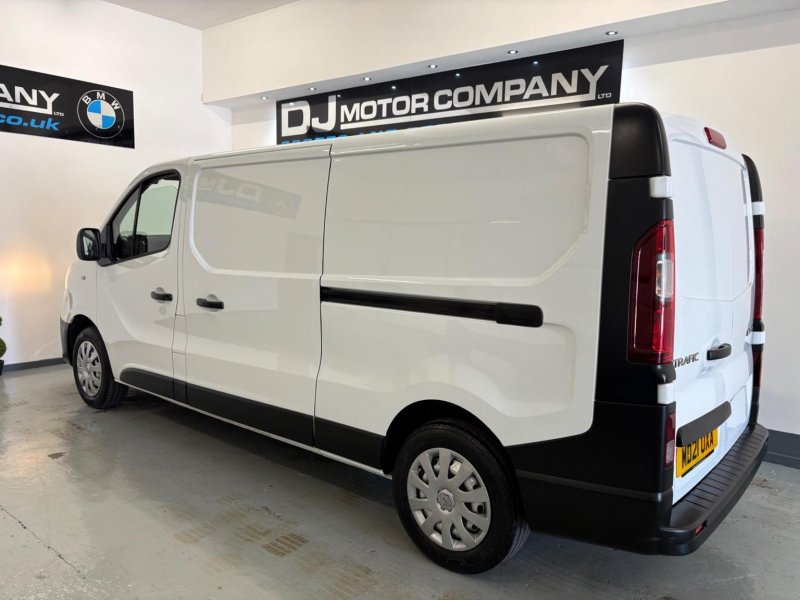 RENAULT TRAFIC