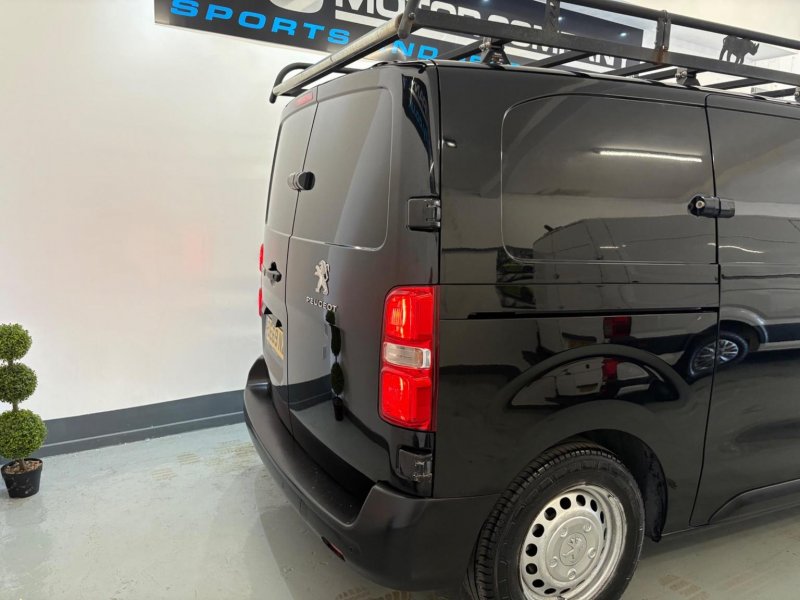 PEUGEOT EXPERT