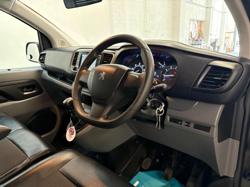 PEUGEOT EXPERT